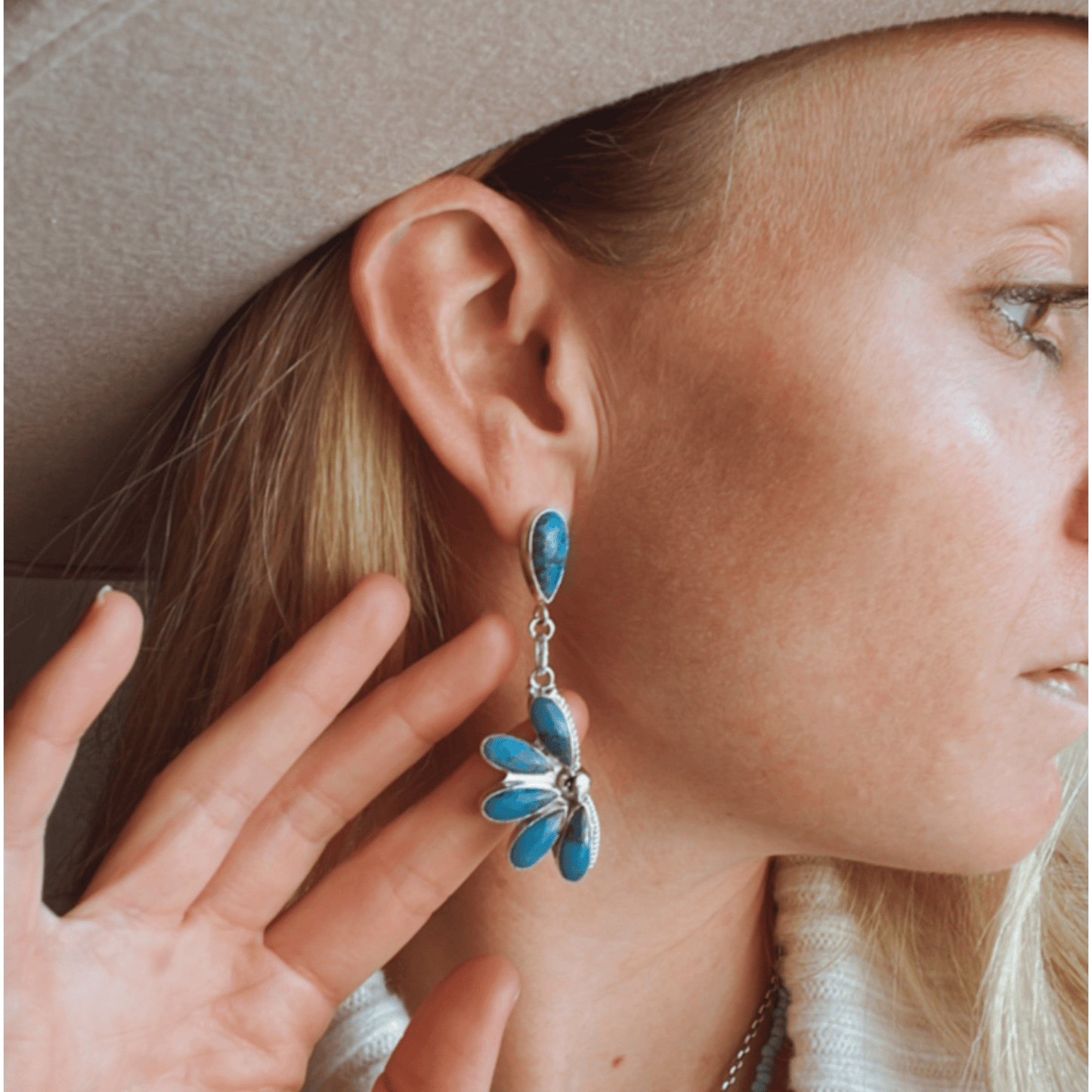 The Bloom Turquoise Earring