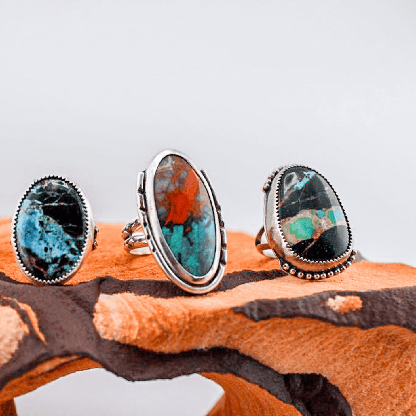 Desert Tide - Black Jack Oval Statement