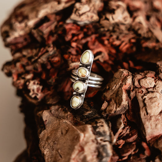 Sagebrush Palomino Crawler Ring