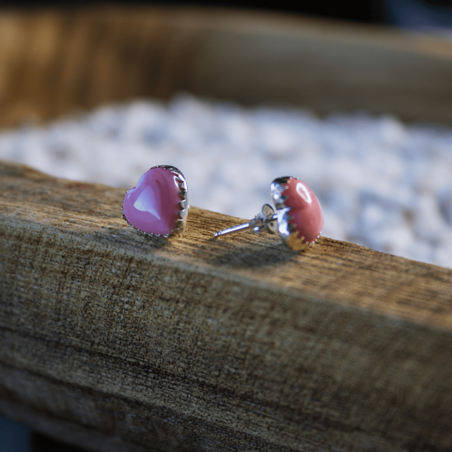 Pink Conch Heart Stud Earrings